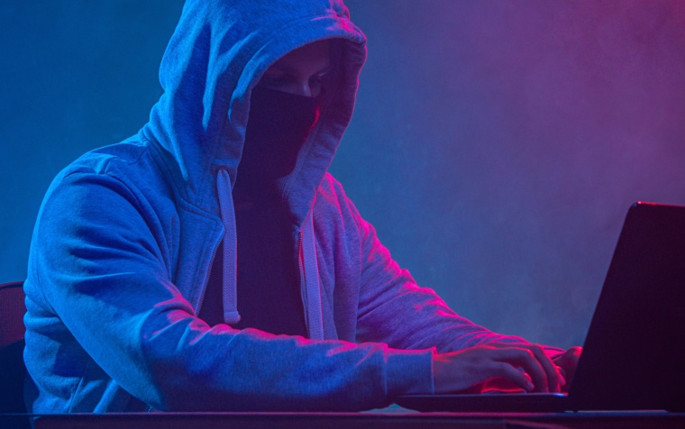 Attacchi hacker ed e-commerce, il lato “Dark” del web. Ecco come tutelare i propri clienti